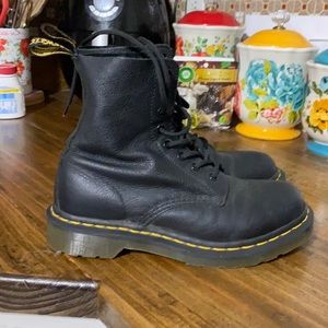 Womens Dr. Martens 1460 8-Eye Boot - Black